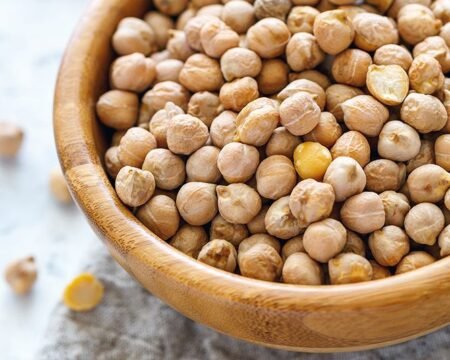 Large-sized chickpeas Large-sized chickpeas